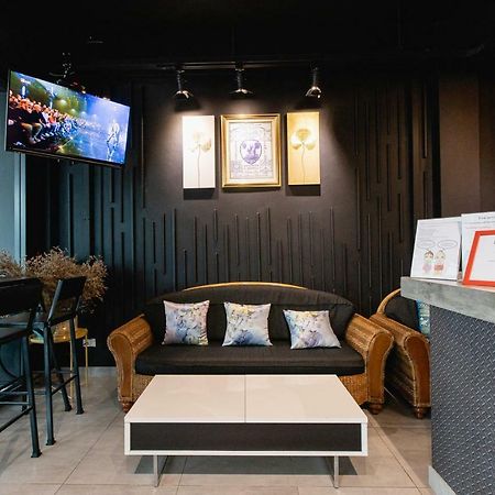 Asia Place Apartment Bangkok Exterior photo