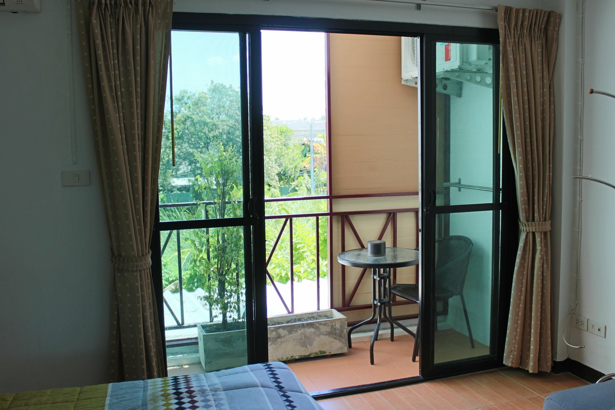 Asia Place Apartment Bangkok Exterior photo