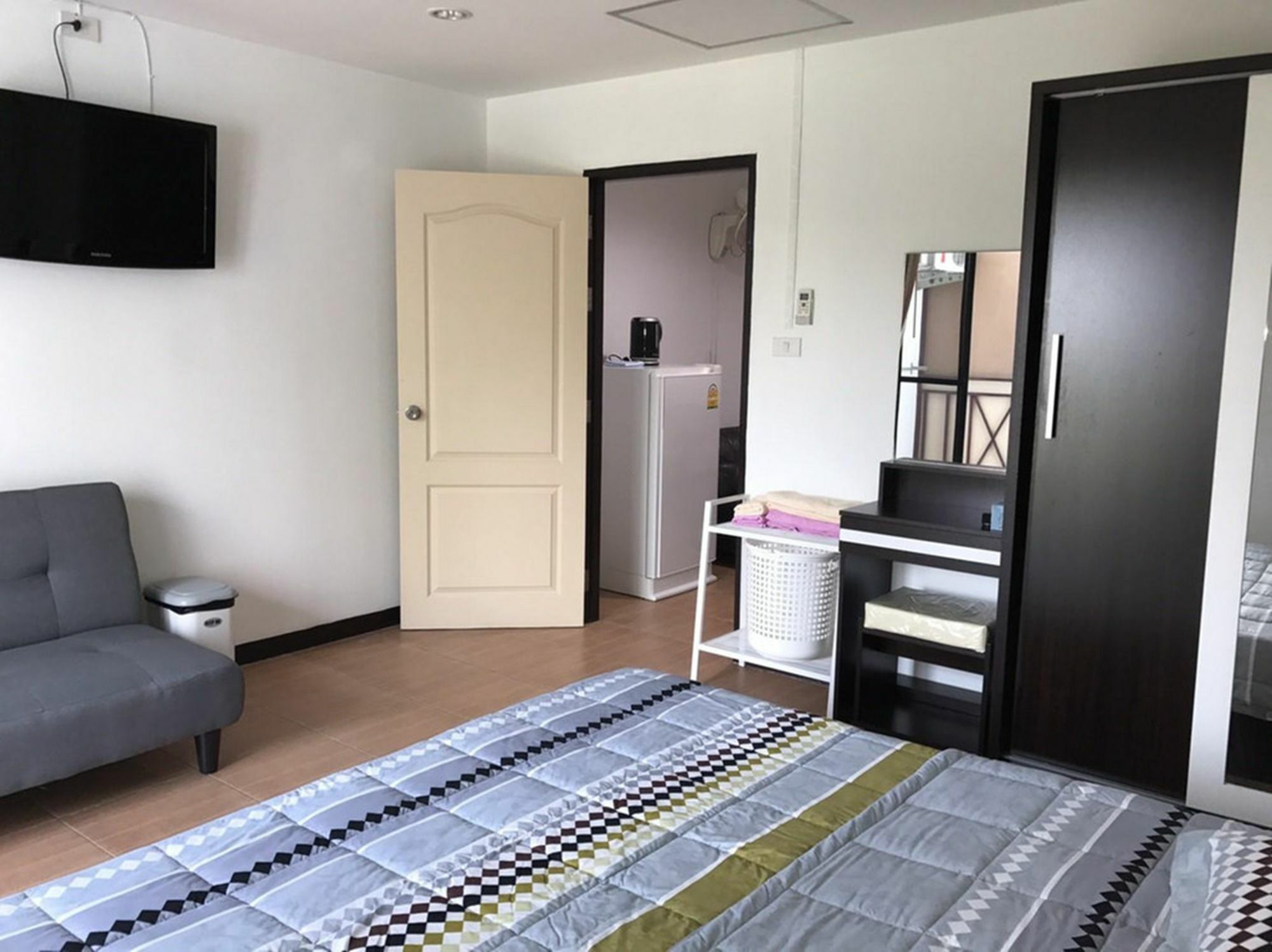 Asia Place Apartment Bangkok Exterior photo